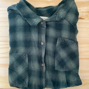 Size XXL Never Worn Long Sleeve Flannel Shirt